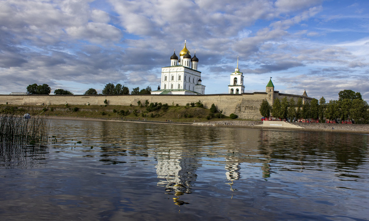 Псковский кром - Ольга Лиманская