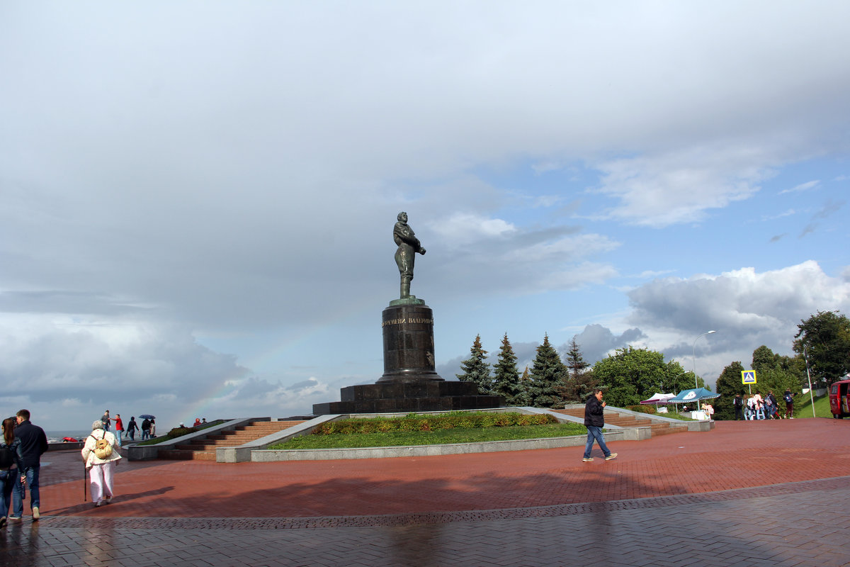 Памятник лётчику Валерию Чкалову - Александр Алексеев