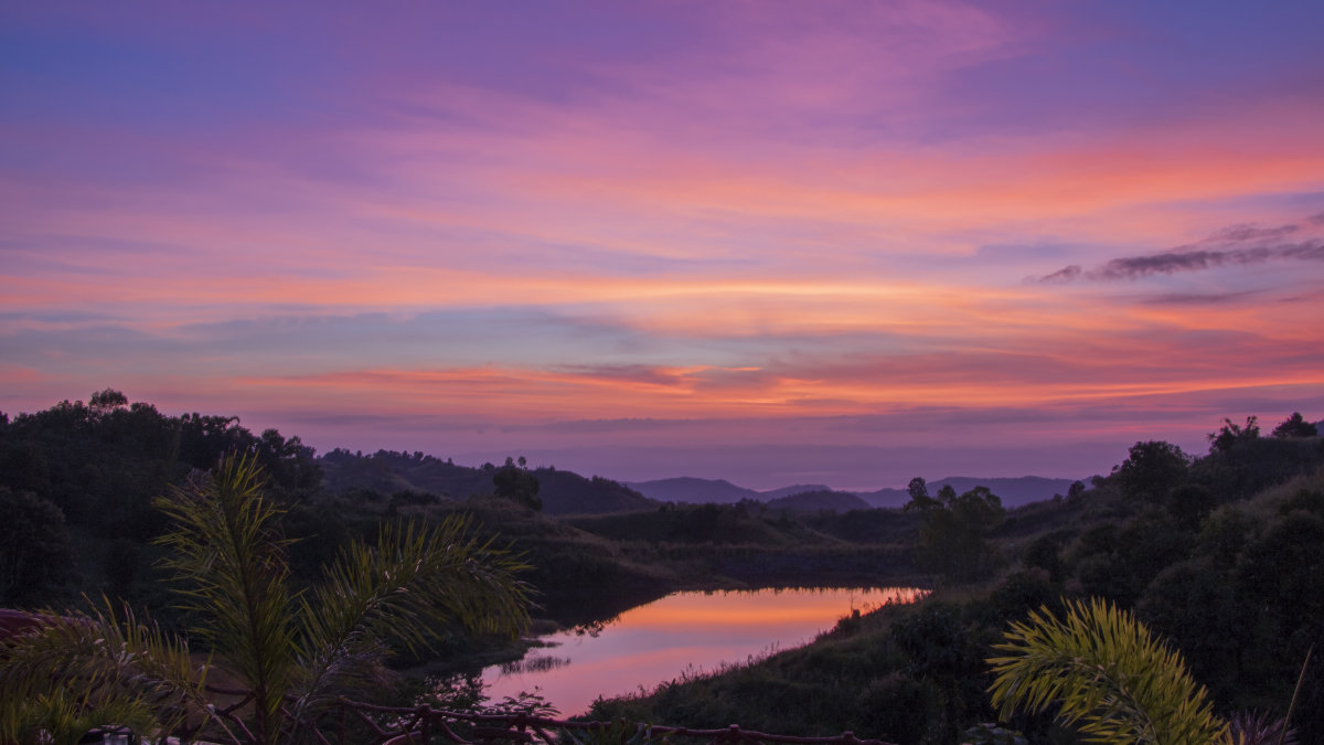 Рассвет в горах Тайланда - Надежда Сафронова