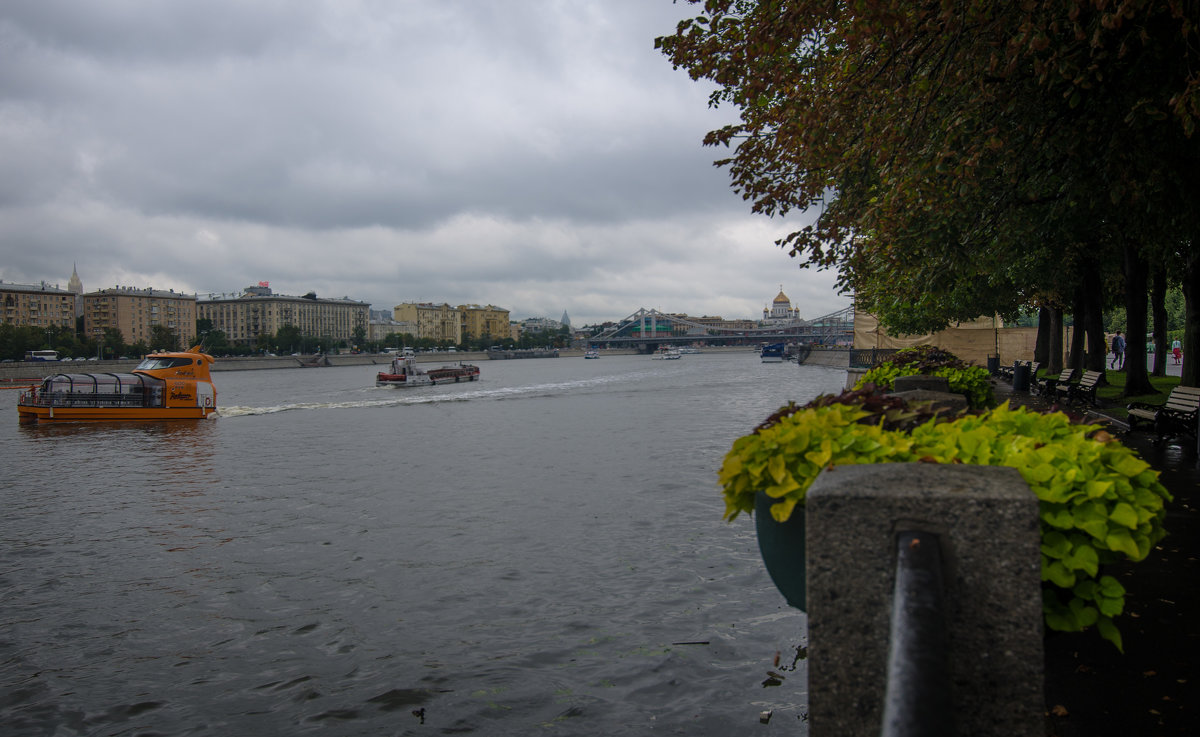 Кораблики на Москве-реке - Наталья Левина