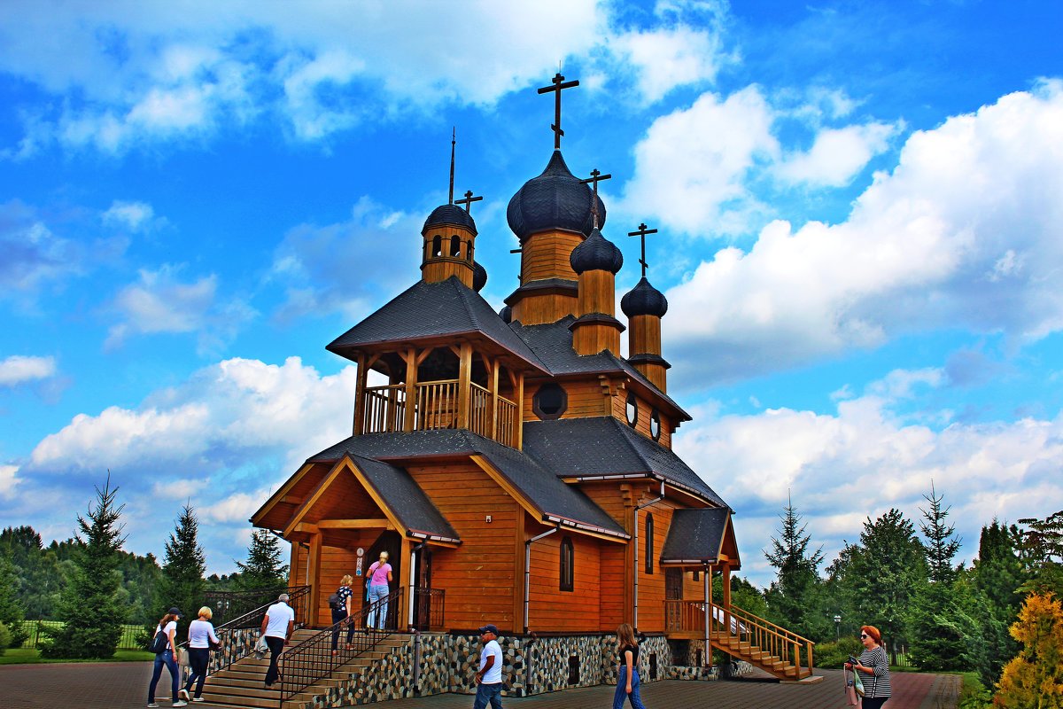 Деревянный храм - Vladimir Semenchukov