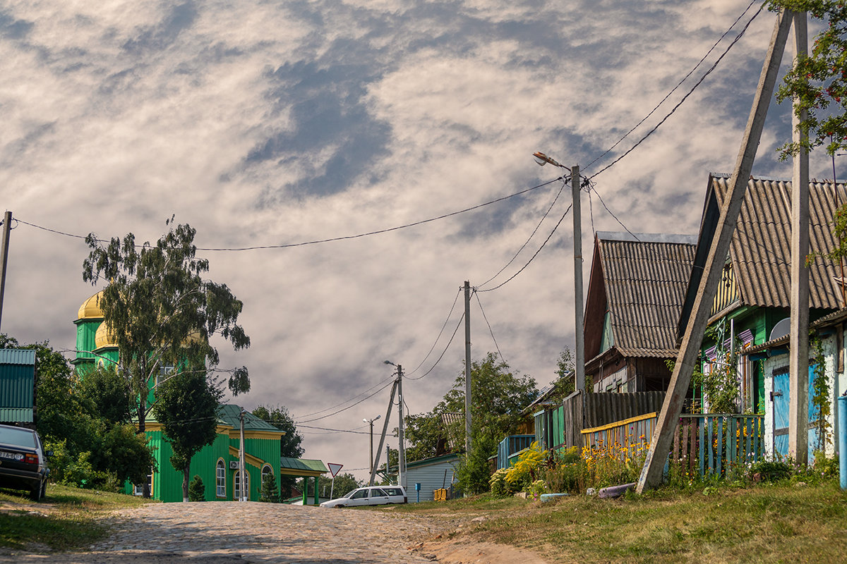 Улочка маленького городка - Игорь Сикорский