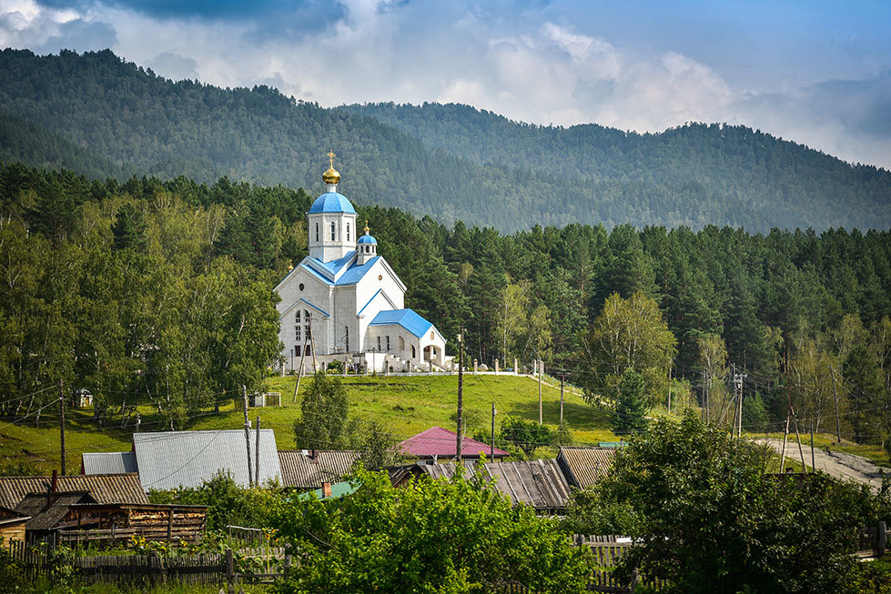 Храм на пригорке. - юрий Амосов