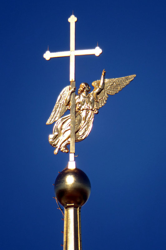 Ангел на шпиле Петропавловского собора - Ольга И