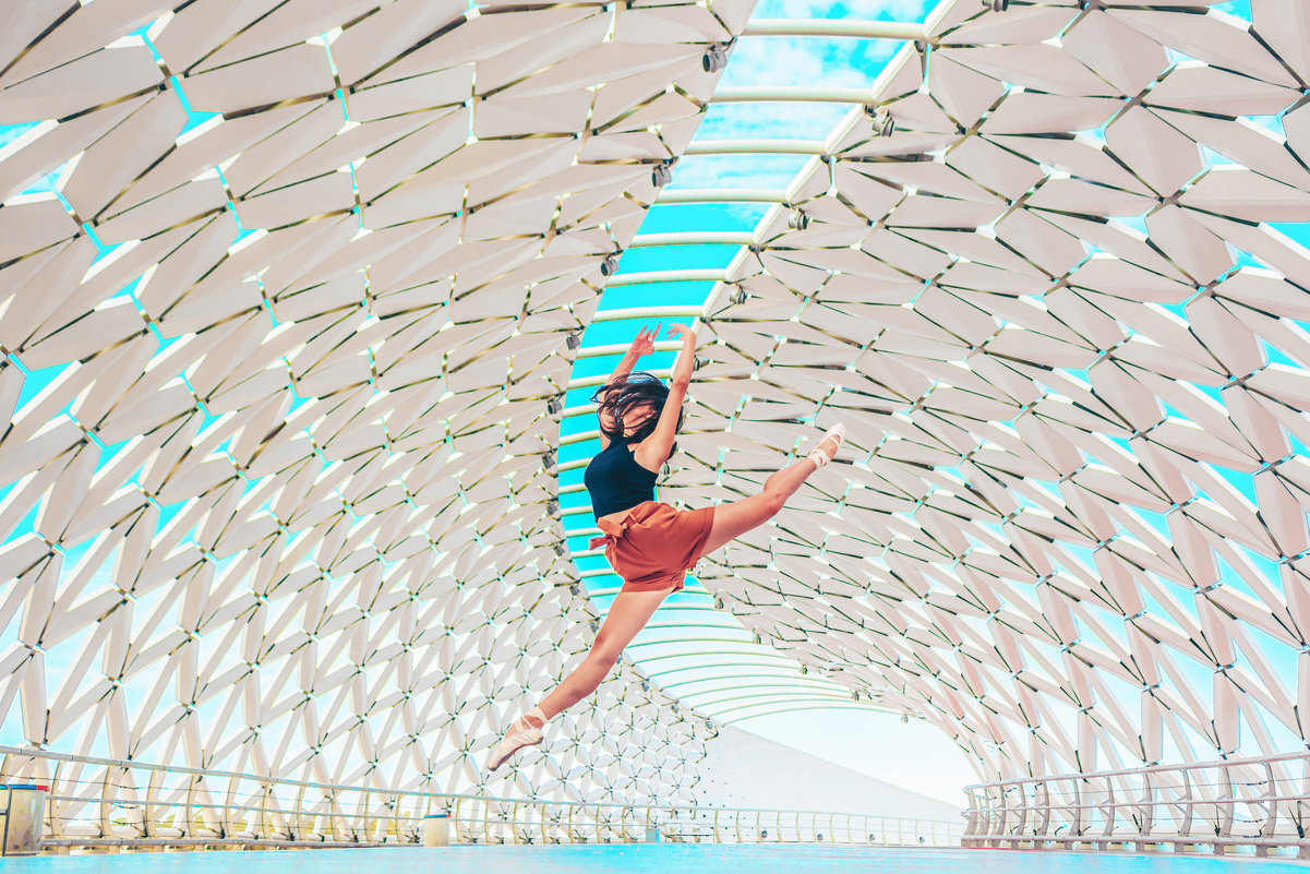 Балерина на Атырауском мосту (Астана) - Александр (sanchosss) Филипенко