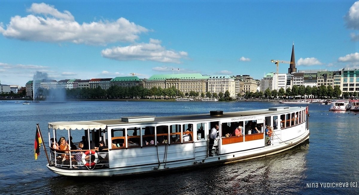 St.Georg. Alster Hamburg - Nina Yudicheva