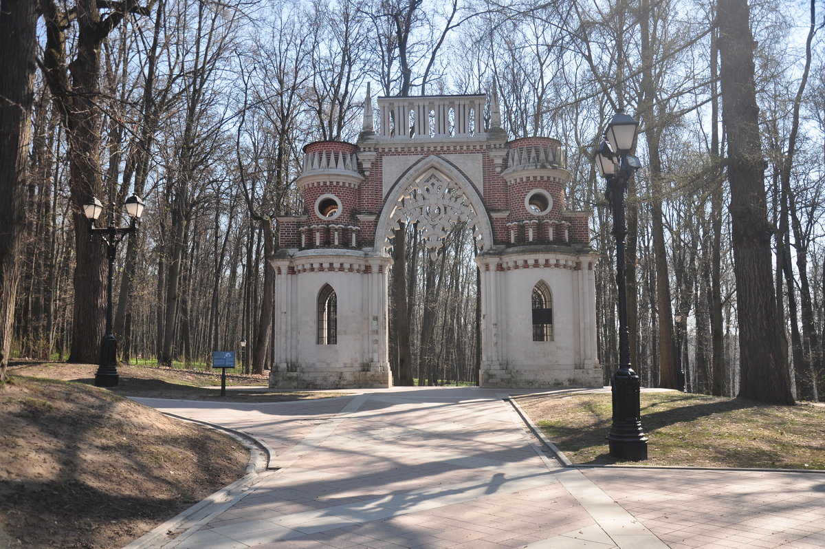 весной в Царицыно - Августа 