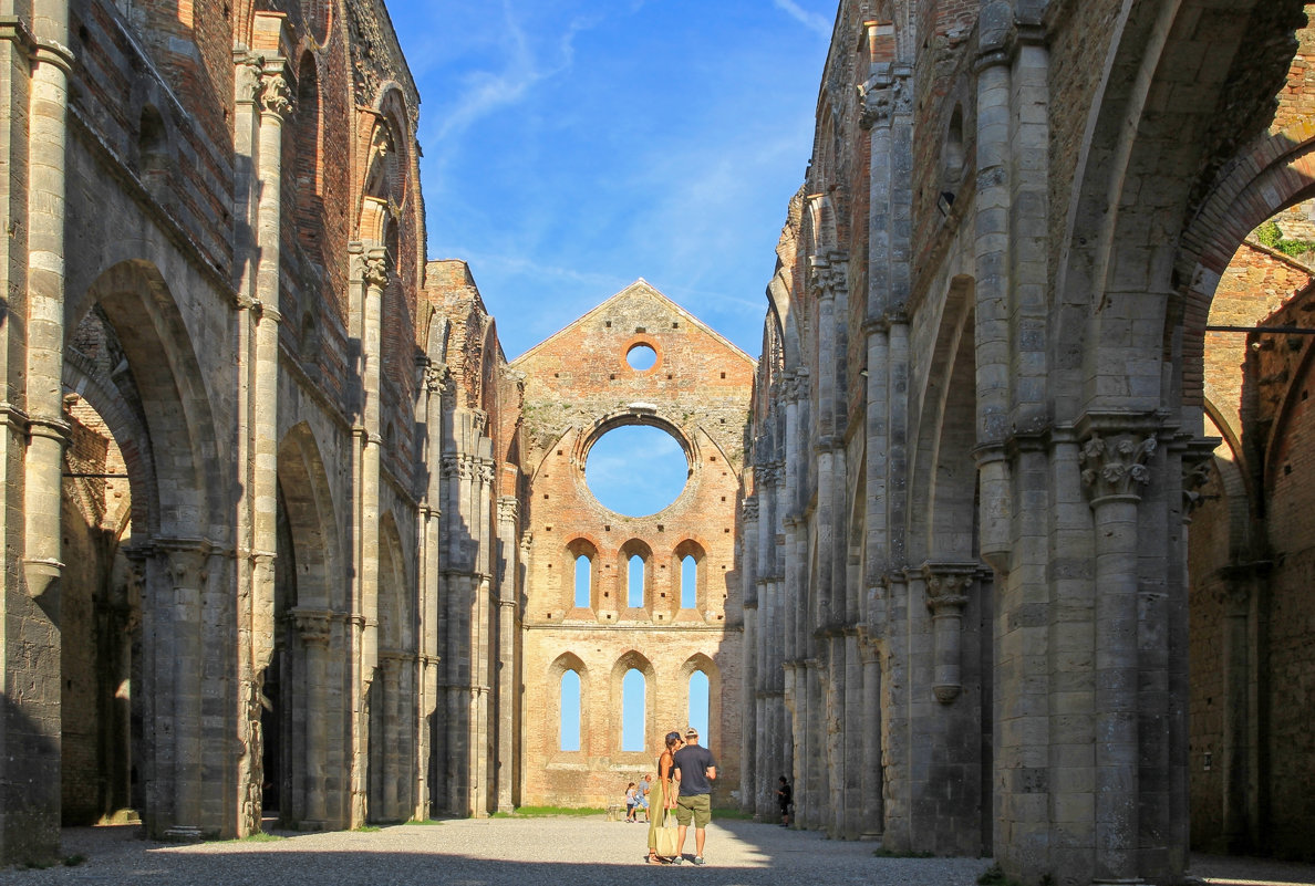 Аббатство ди Сан Гальгано (Abbazia Di San Galgano) - skijumper Иванов