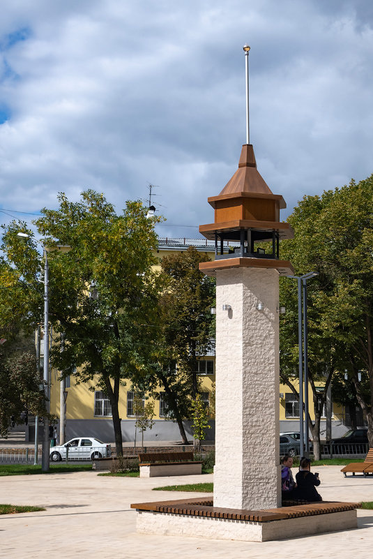 На Крымской площади (Самара). - Олег Манаенков