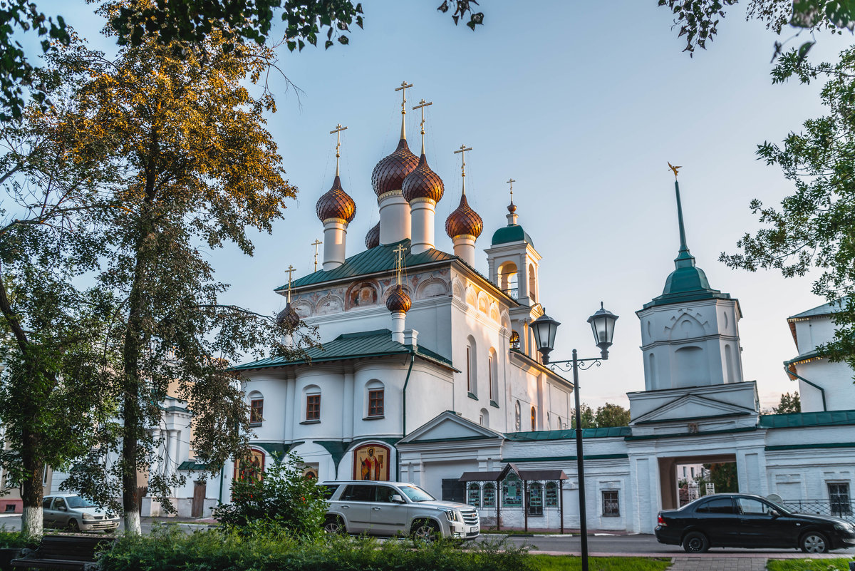 Ярославль. Церковь Спаса-Пробоинская. - Виктор Орехов