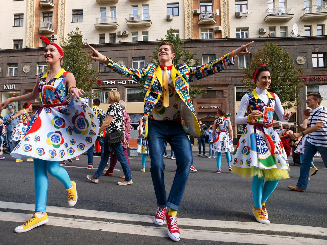 День города - Сергей Золотавин