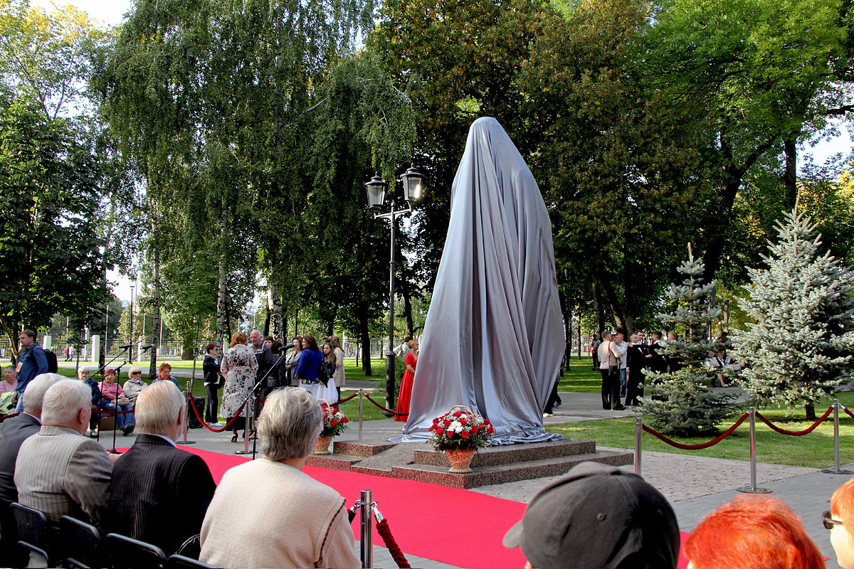 Перед открытием памятника Д.Шостаковичу. Самара - MILAV V