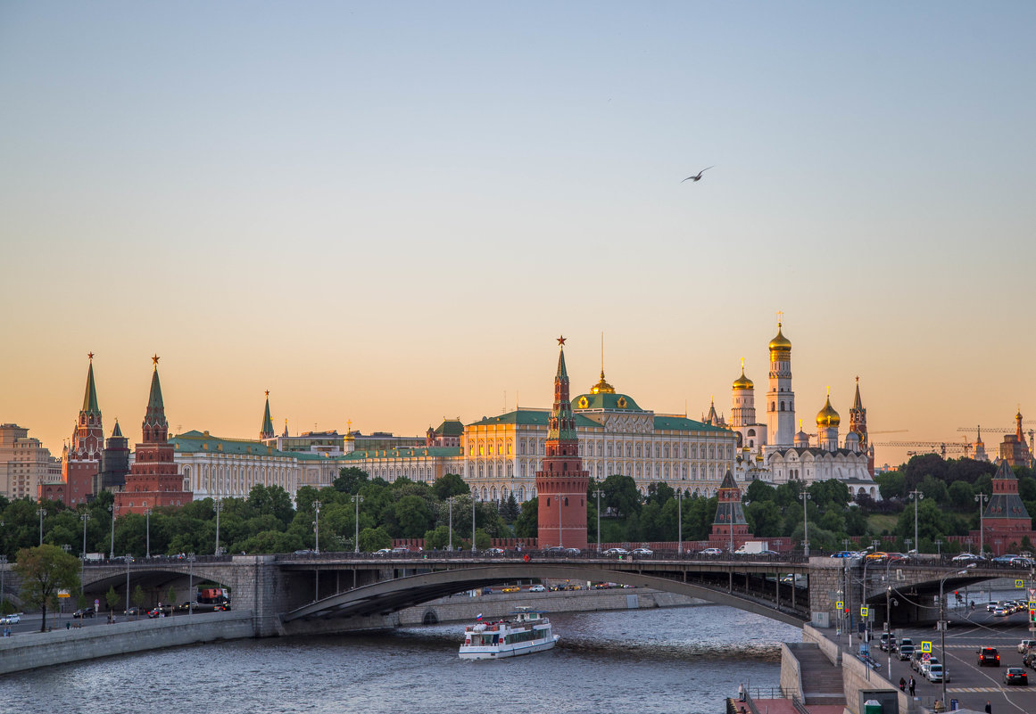 С Днем Рожденья, Москва - Александра 