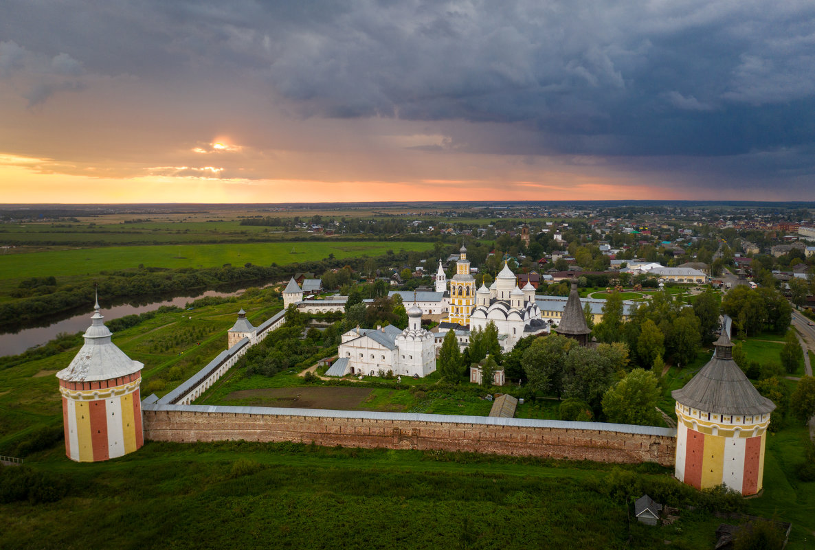 Закат перед грозой - Алекс Римский