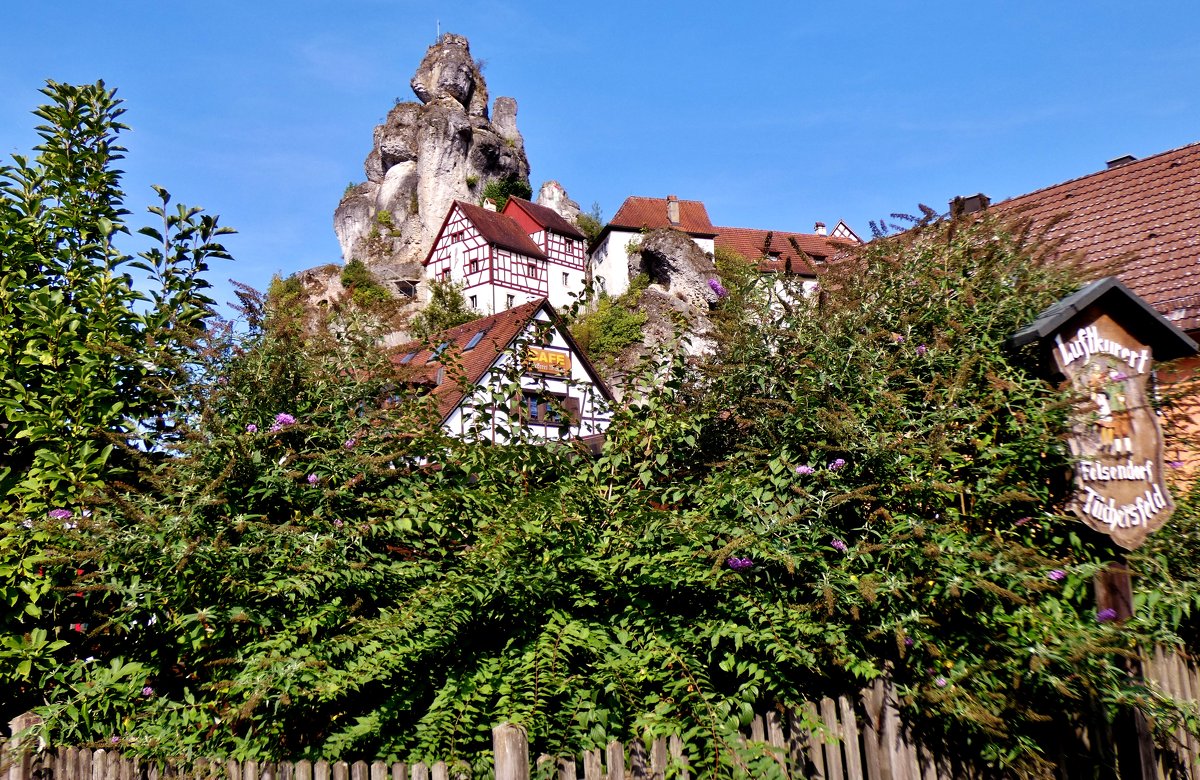 Tüchersfeld - это деревня в долине Пюттлах в Франконской Швейцарии - backareva.irina Бакарева