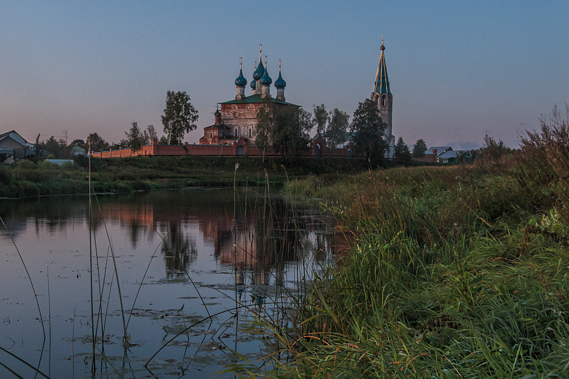 Отражение Благовещенской церкви - Сергей Цветков