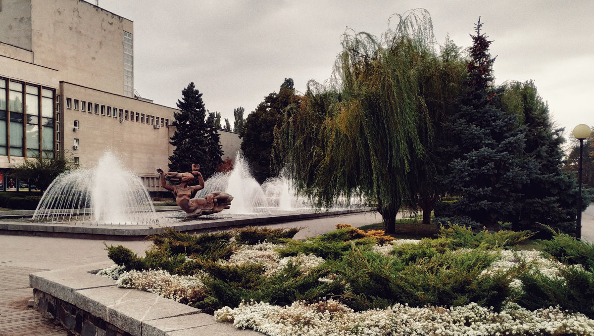 В городе осень - Елена (Птичка Э)