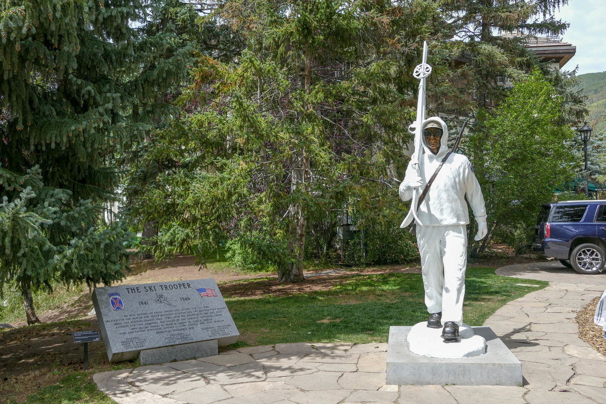 Памятник индейцу Seibert - участнику войны с фашистами, г.Вейл (Veil), штат Юта - Юрий Поляков