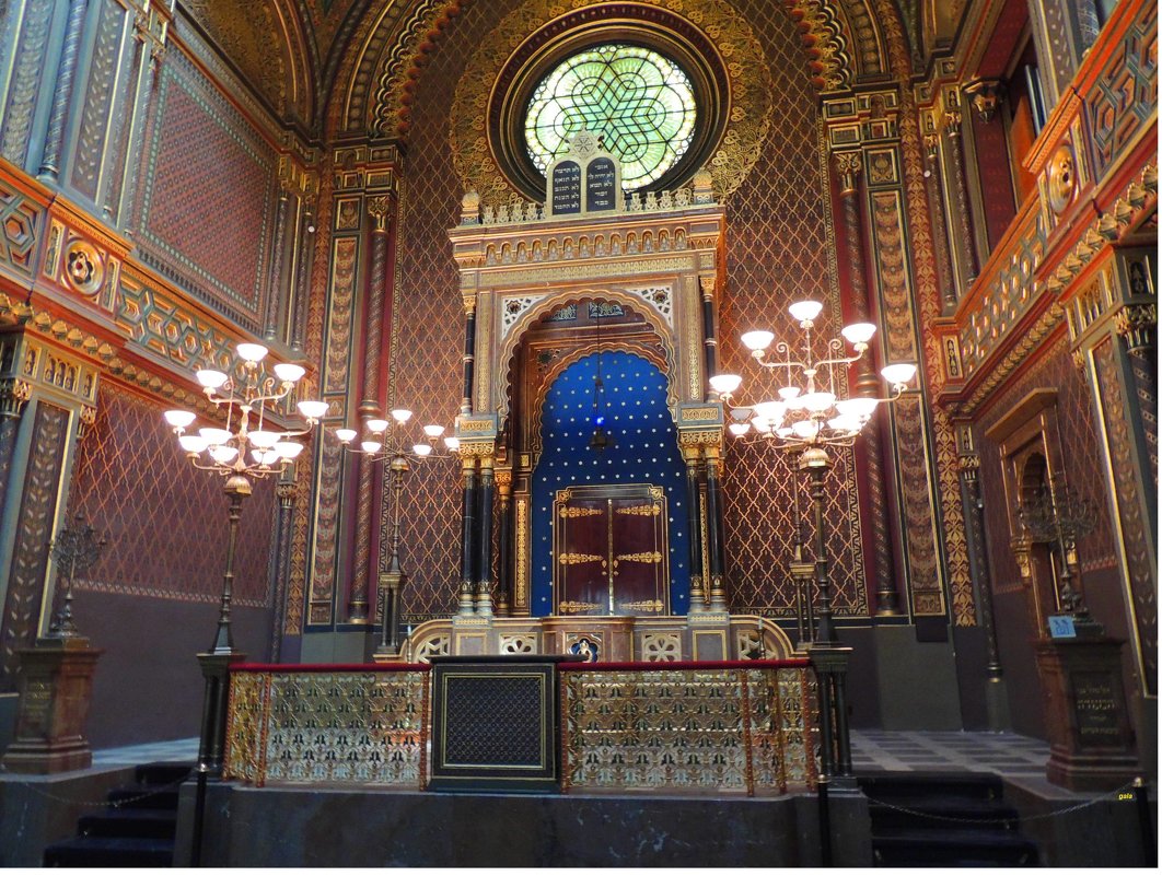 34 Интерьер  испанской синагоги - Гала 