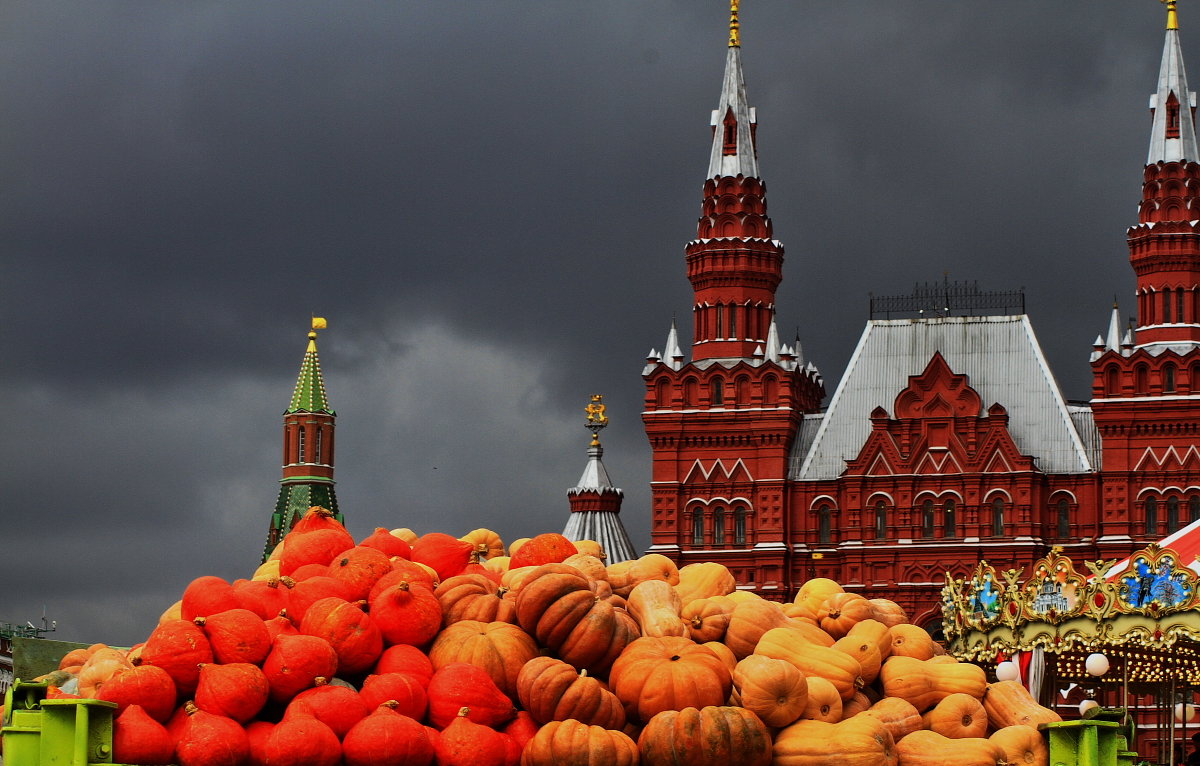 Все вокруг колхозное... - олег свирский 