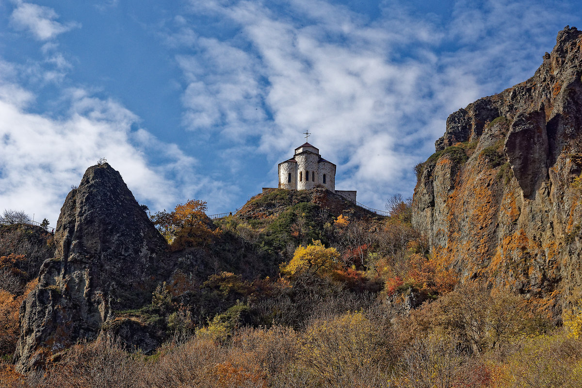 Шоанинский храм - Дмитрий Емельянов