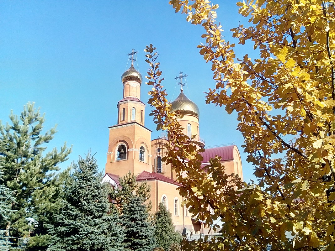 Наша сила в вере...Осень у Храма Святителя Николая... - Андрей Хлопонин