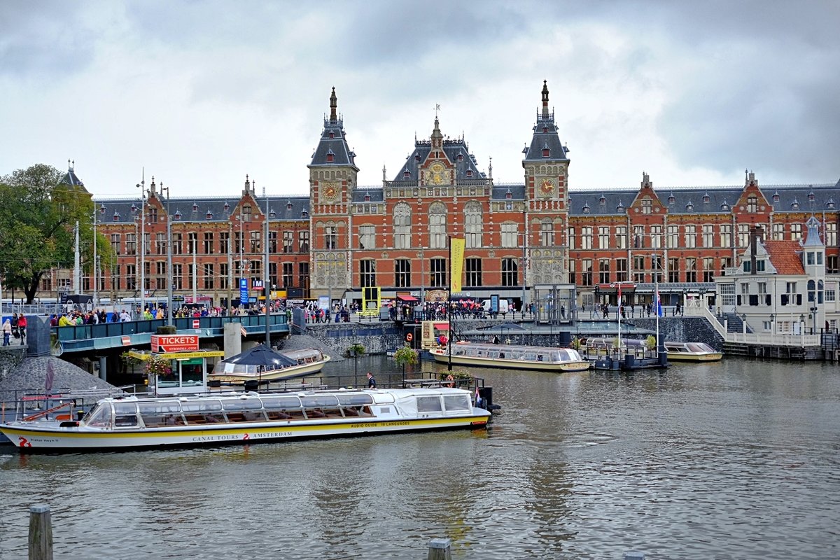 Amsterdam Centraal Центральный вокзал Амстердама - wea *