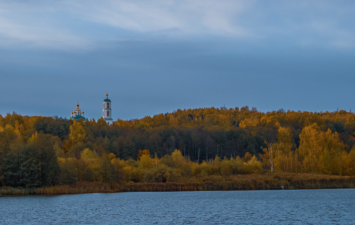 Осень на озере - Сергей Цветков