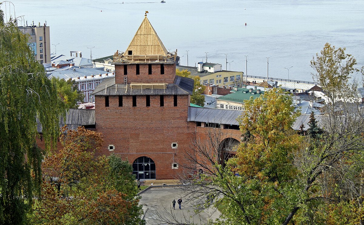 Башня кремля - Лариса 