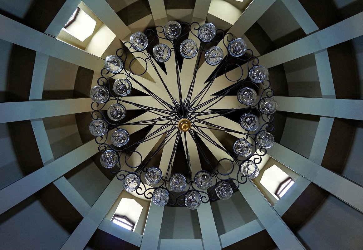 Светильник в куполе Галатской башни. Стамбул - Зинаида Каширина