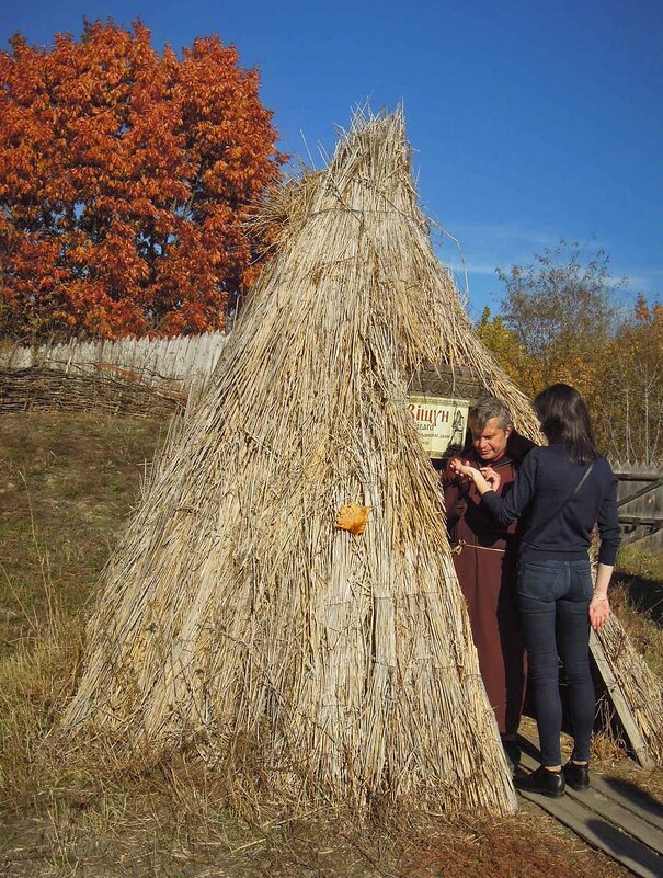 Настоящий вещун-знахаь в парке Киевская Русь - Тамара Бедай 