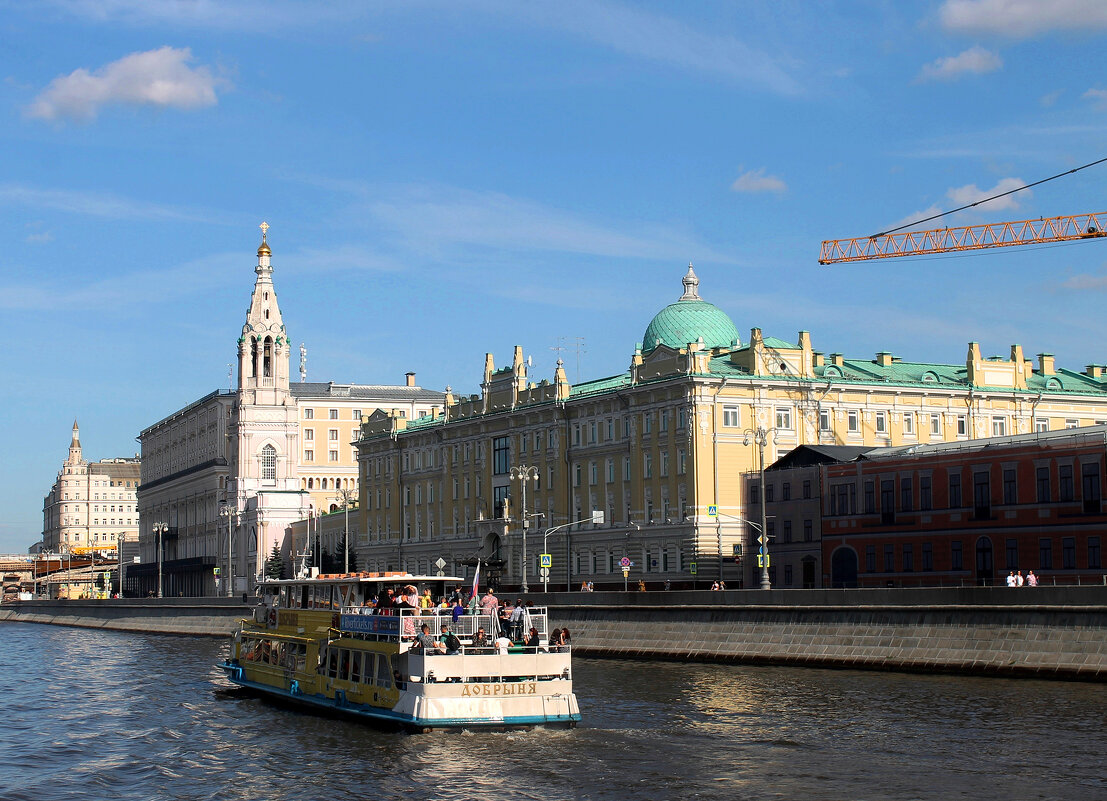 по Москве реке - Горкун Ольга Николаевна 