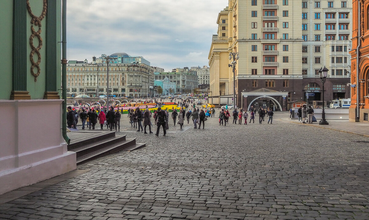 Уголок Москвы - юрий поляков