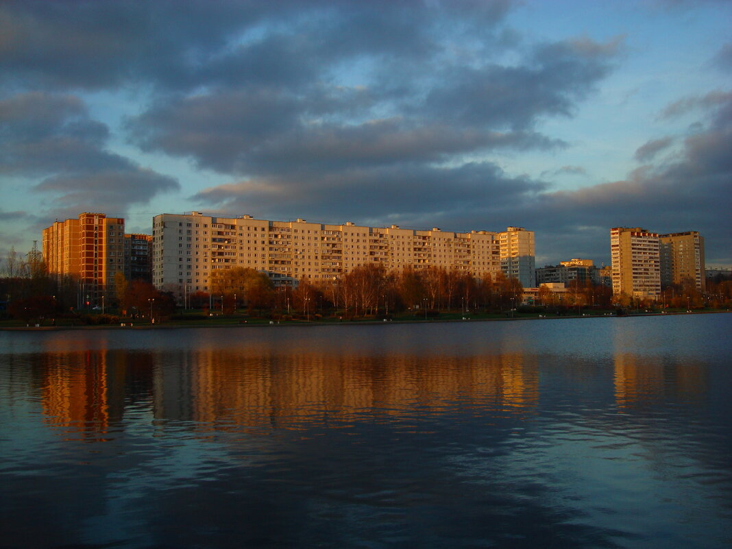 Городской пейзаж. Моя любимая не Дворцовая набережная - Андрей Лукьянов