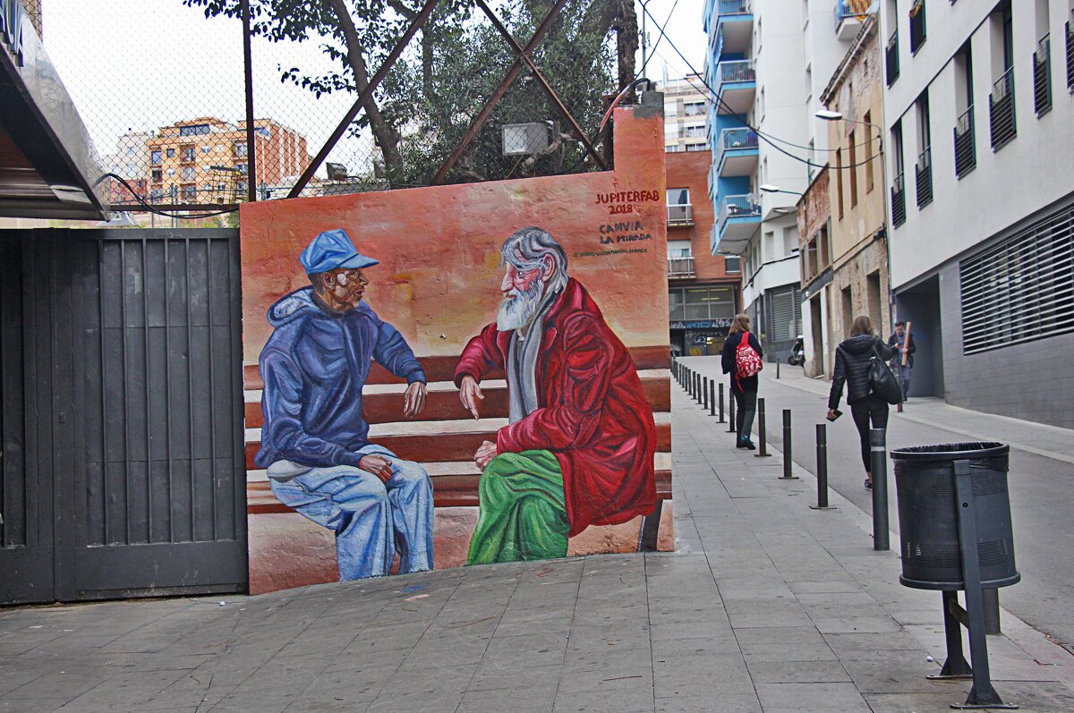 Стрит-арт Барселоны - Nina Karyuk