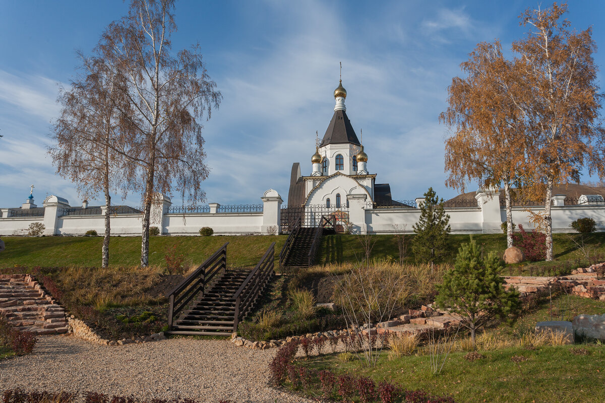 Мужской монастырь - Анатолий Соляненко