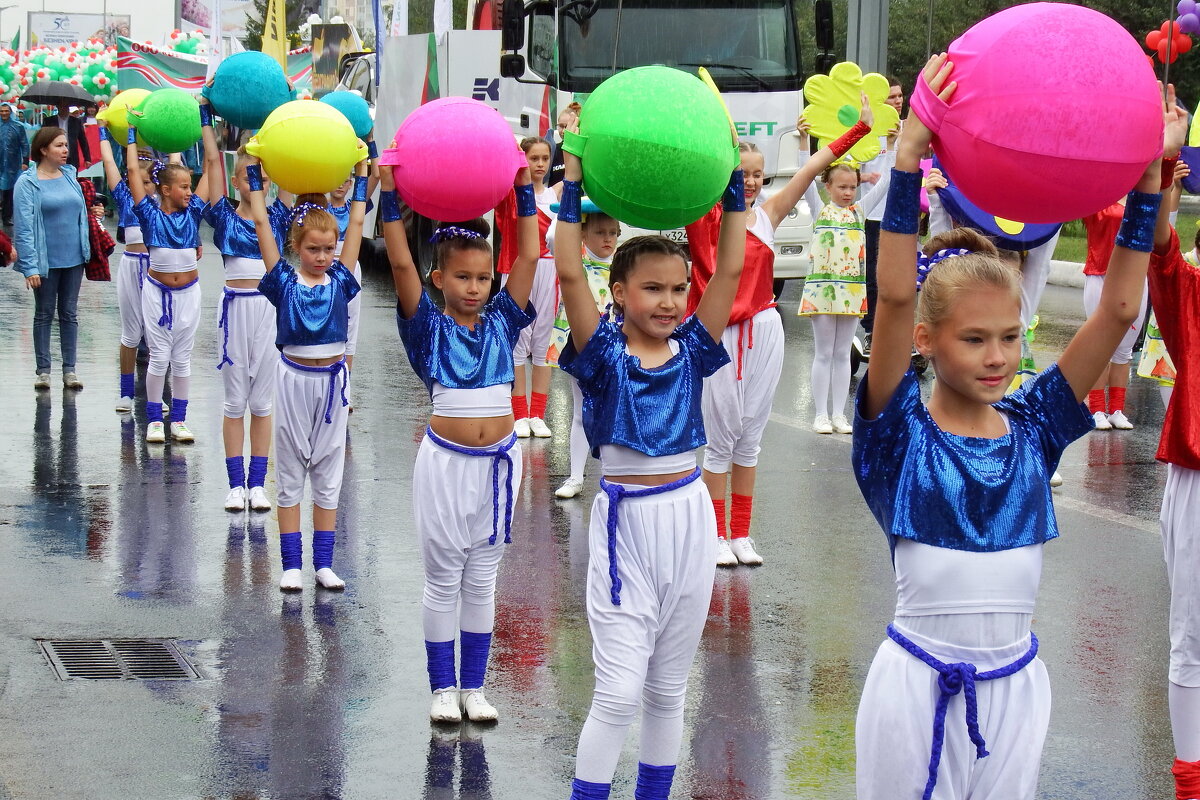 Гимнастки - Вик Токарев