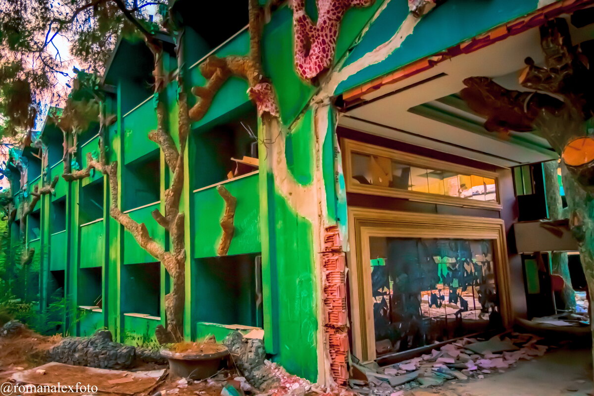Заброшенный отель в Турции Натурленд