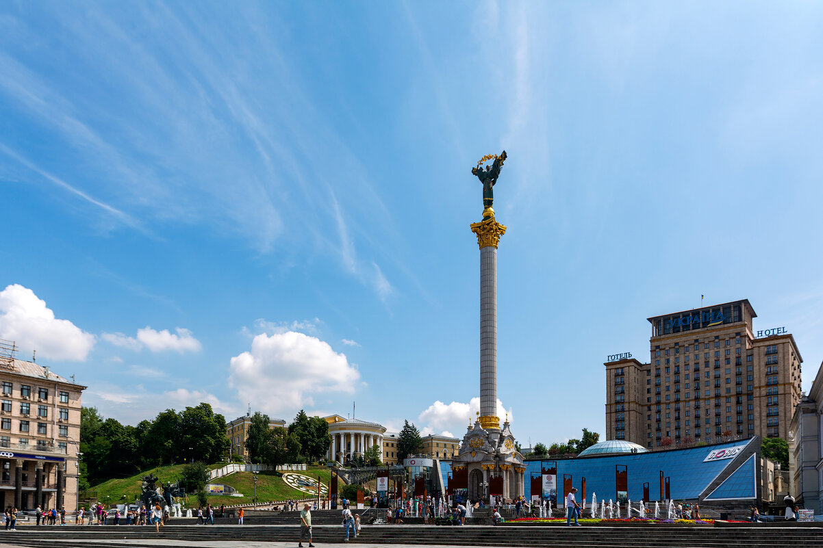 Киев, Майдан независимости. - Виктор Иванович Чернюк