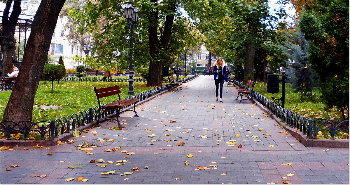 Город в осени - Людмила 