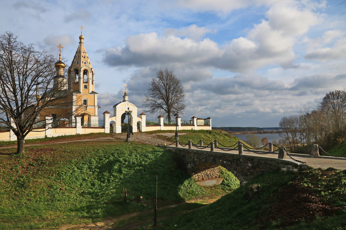 Городня Тверская область Церковь зимой