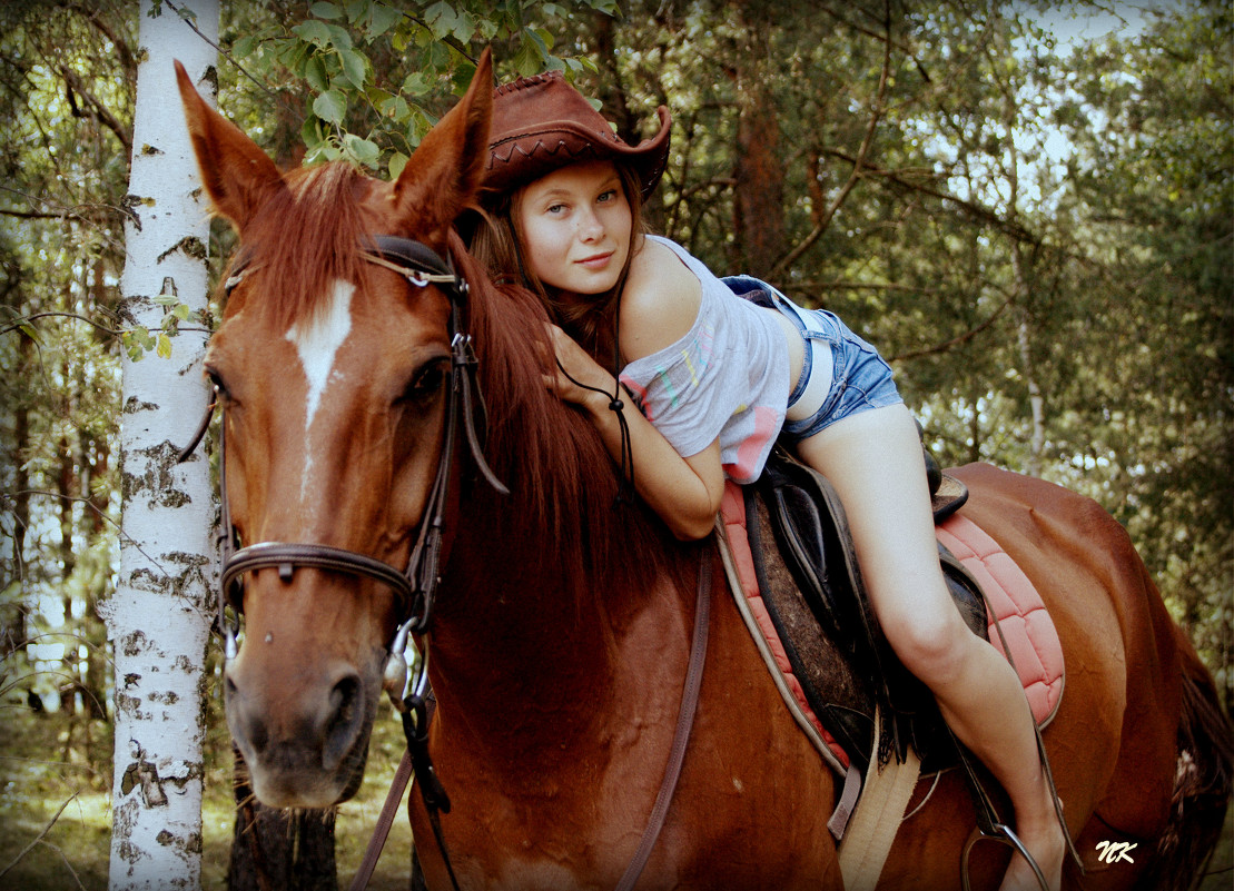 девушка и лошадь - Надежда Горох (Красненкова)