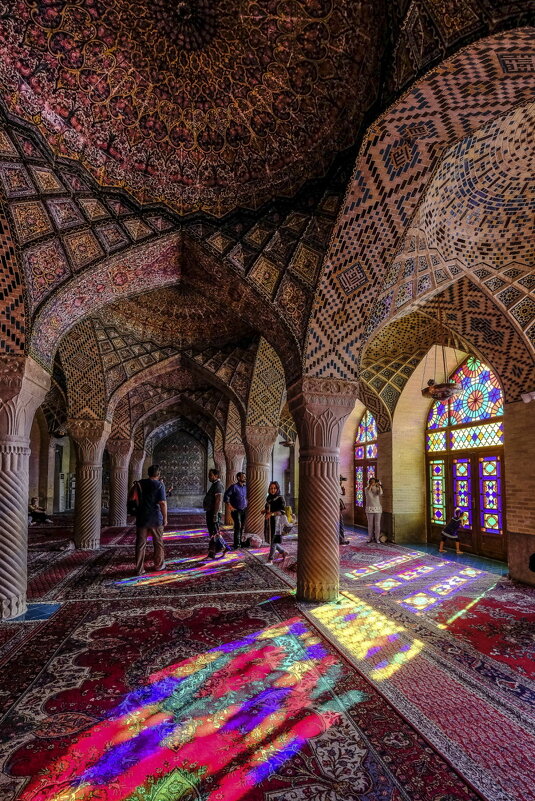 колоннады Розовой Мечети, г. Шираз - Георгий А