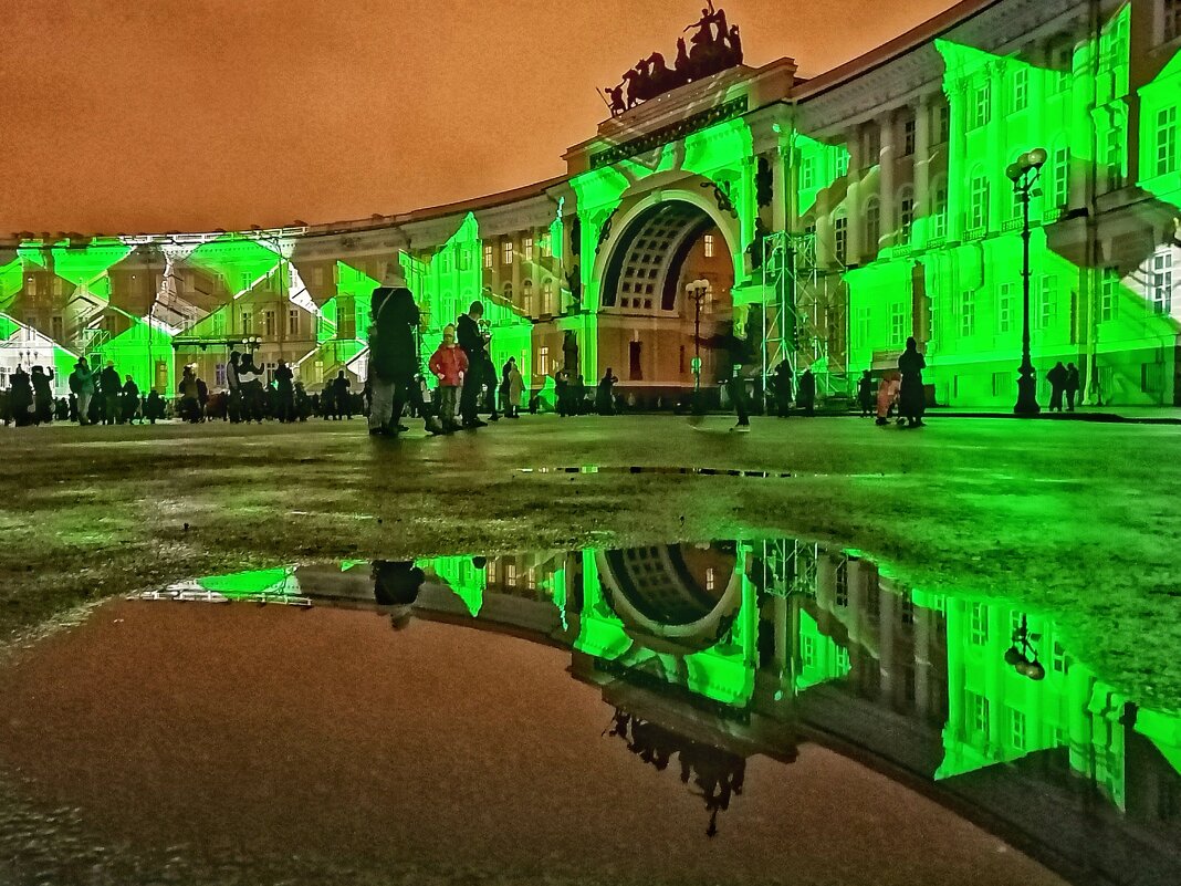 Световое шоу представление на Дворцовой площади в Санкт-Петербурге  - Анастасия Белякова