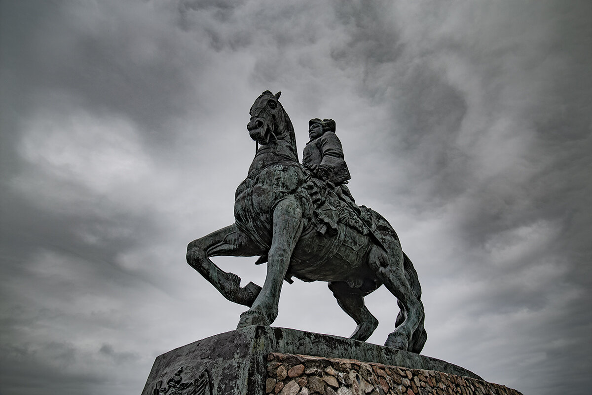 Памятник императрице Елизавете Петровне в Балтийске - Светлана Карнаух