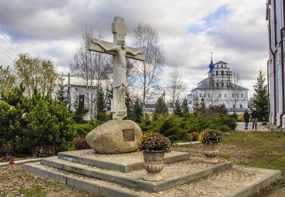 Поклонный крест - Галина Новинская