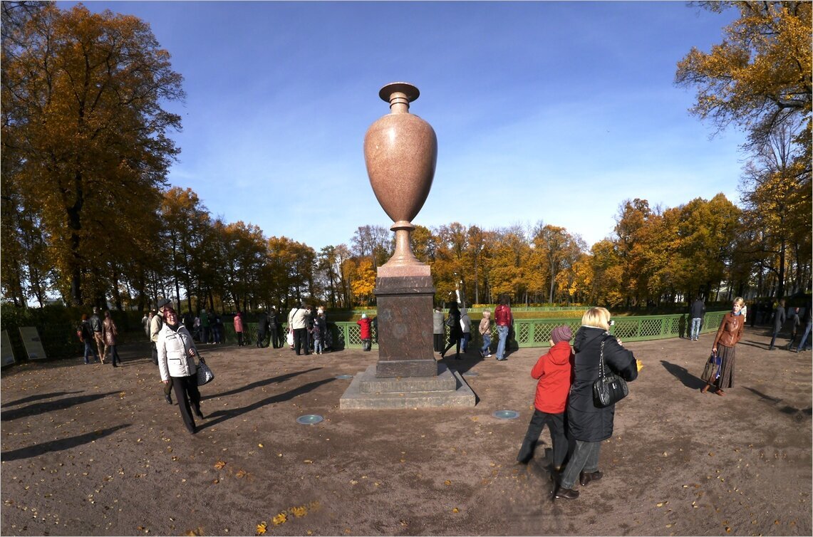 1.Золотая осень в Летнем саду - Юрий Велицкий