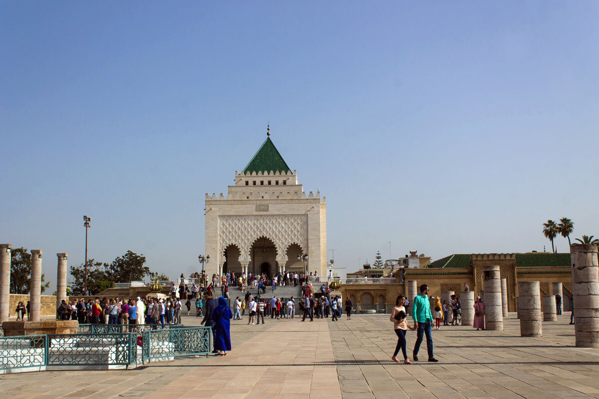 Мавзолей Мухаммеда V – одна из наиболее посещаемых достопримечательностей Рабата. - Надежда 