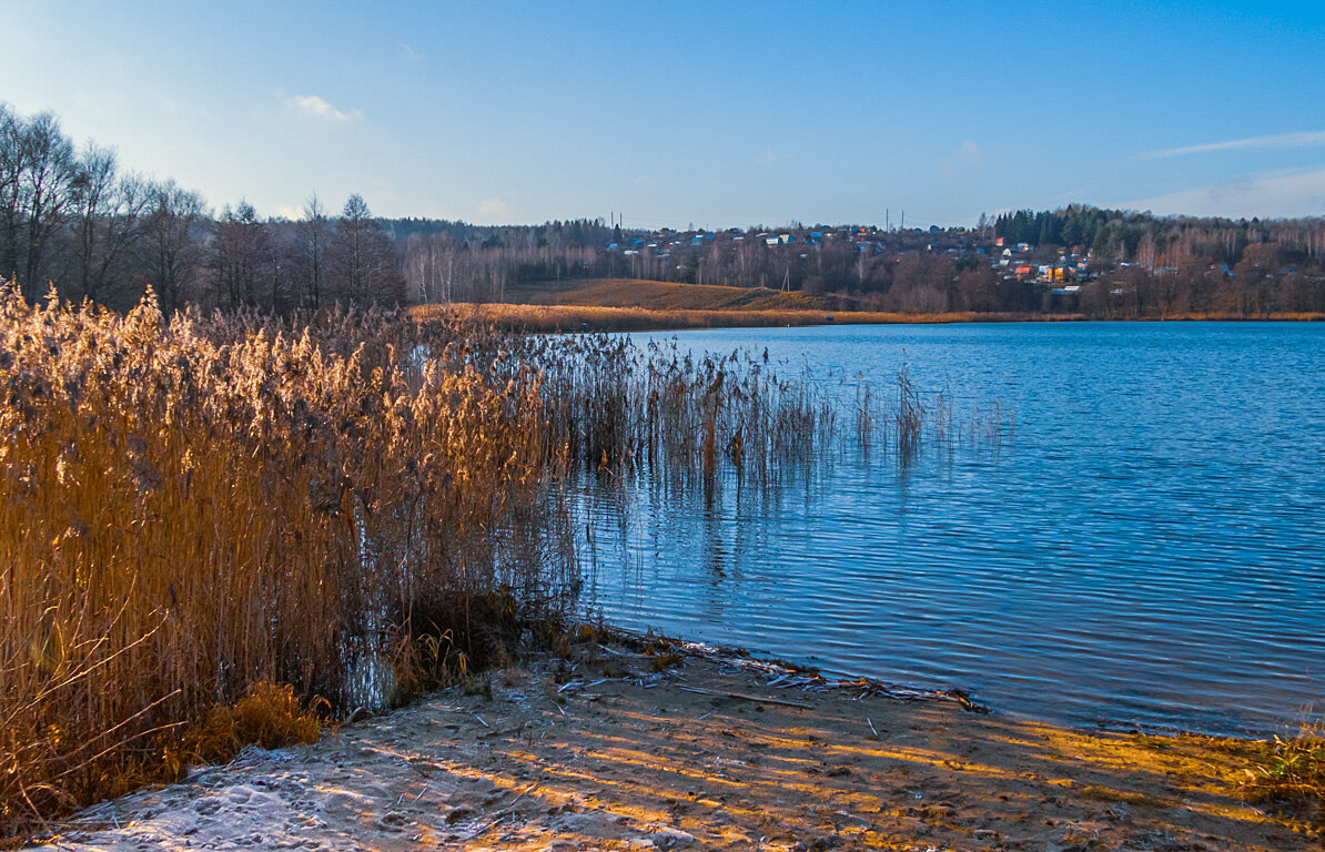 Осень на Якушевском озере - Сергей Цветков