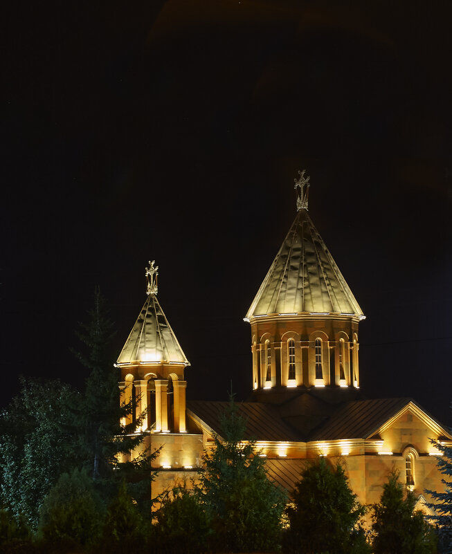 Православный храмармянская апостольская церковь - Дмитрий 